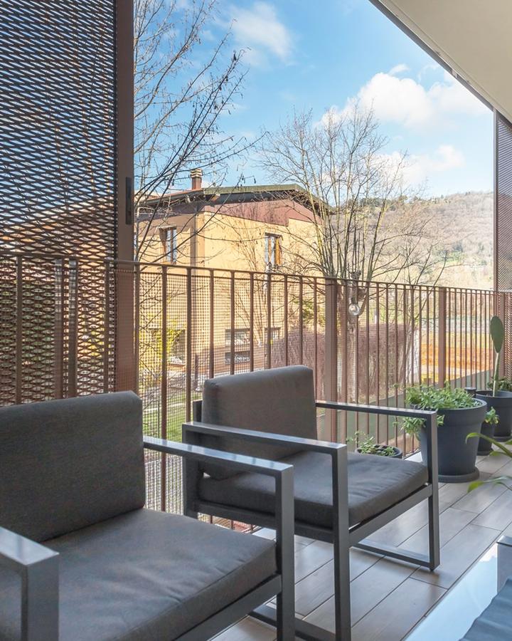 La grande terrazza della Terrazza di Dario a Bergamo